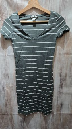 🎉 Jersey-Kleid / T-Shirt-Kleid - XS - Grün gestreift
