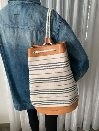 perfekter Auftritt - spezieller Rucksack 36x24x16cm