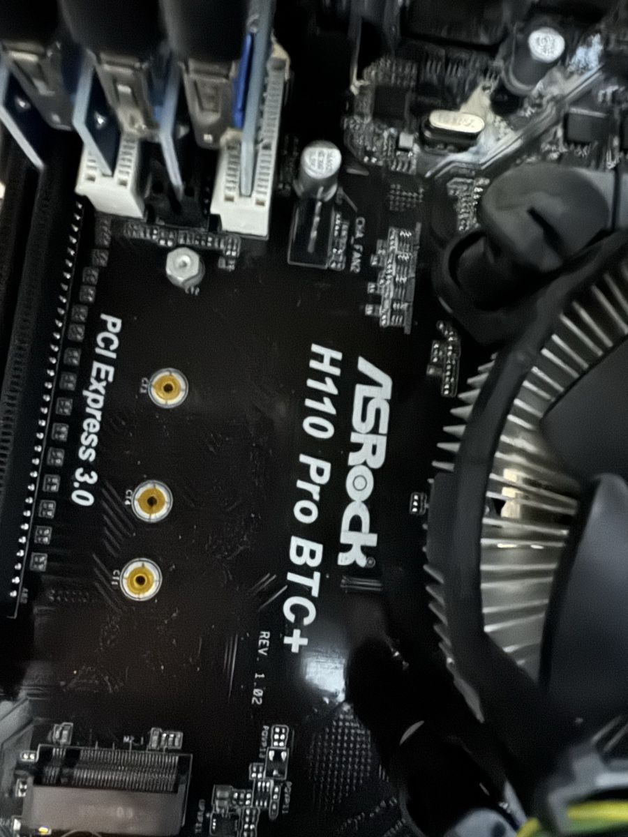 Coin Miner: Mining Rigs/Anlage – Usato da Hölstein venduto da Bri4nK 6