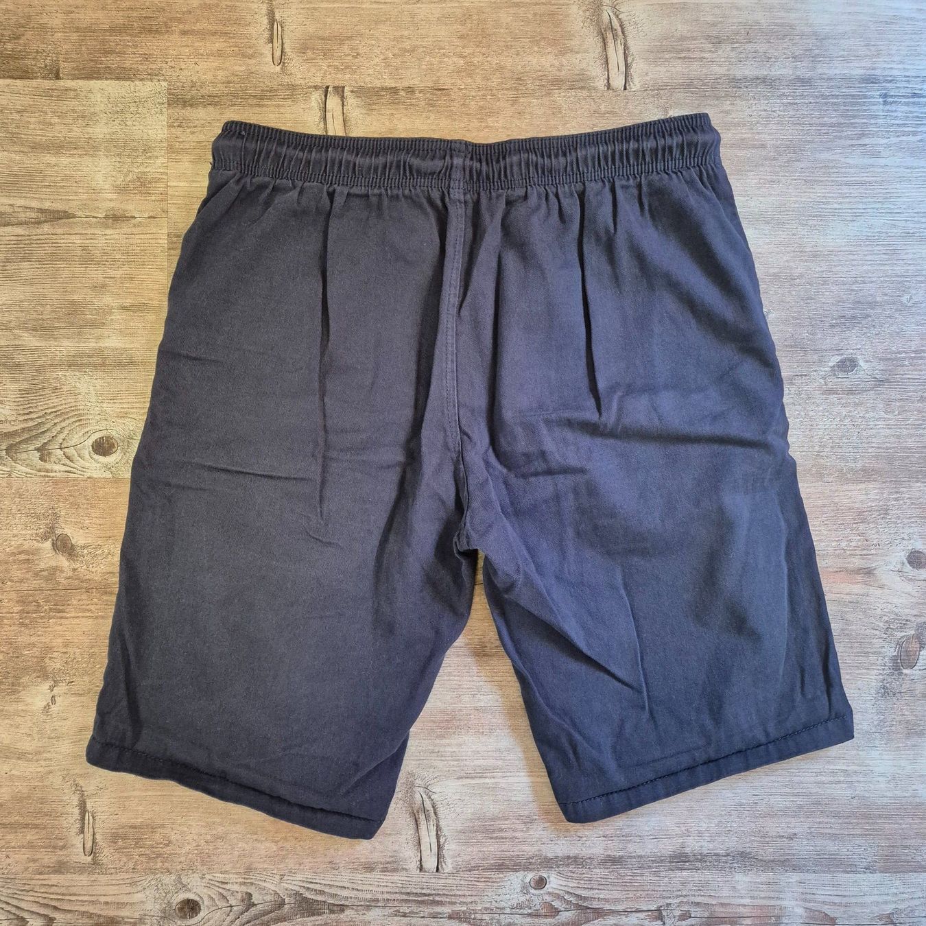 Pantalons: Short – D'occasion à Porrentruy par Nos_petites_affaires 1