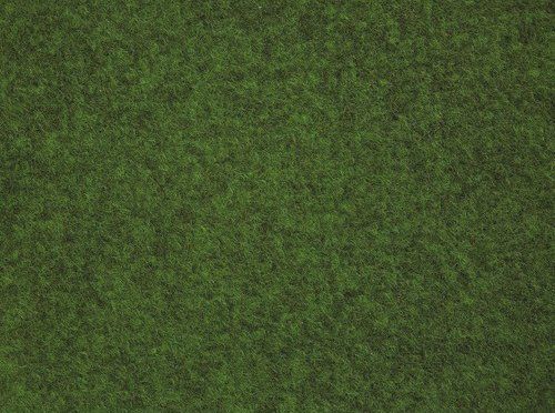 Neuer Rasenteppich Kunstrasen grün mit Noppen 4m x 1.30m Kaufen auf