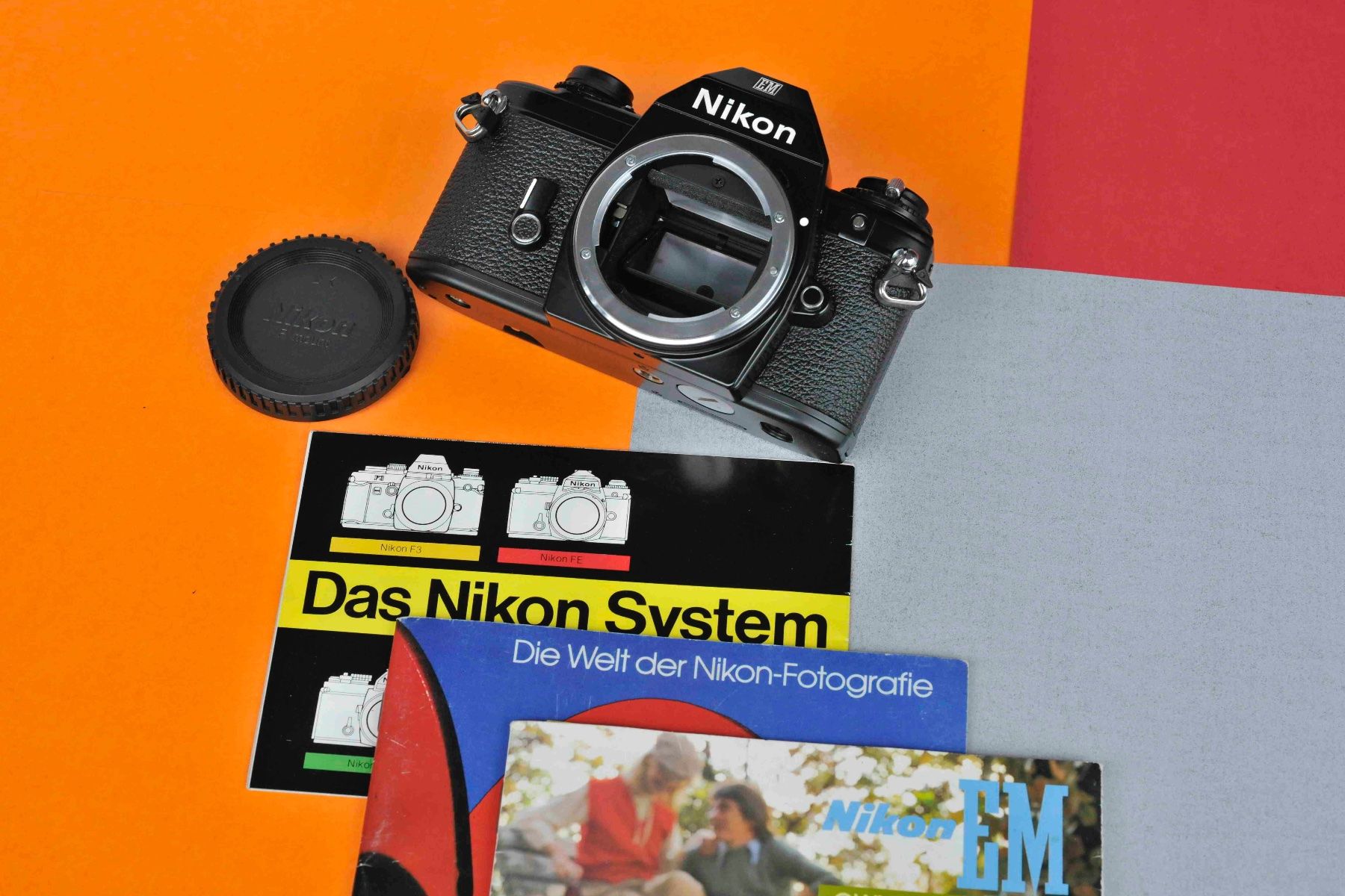Nikon Fotocamera: Nikon EM - revidiert – Usato da Schwerzenbach venduto da floridan 8
