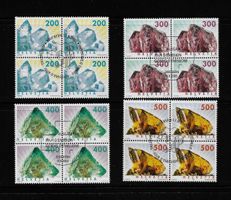 SATZ MINERALIEN KRISTALLE 2002 + 2003 VIERERBLOCK ERSTTAG