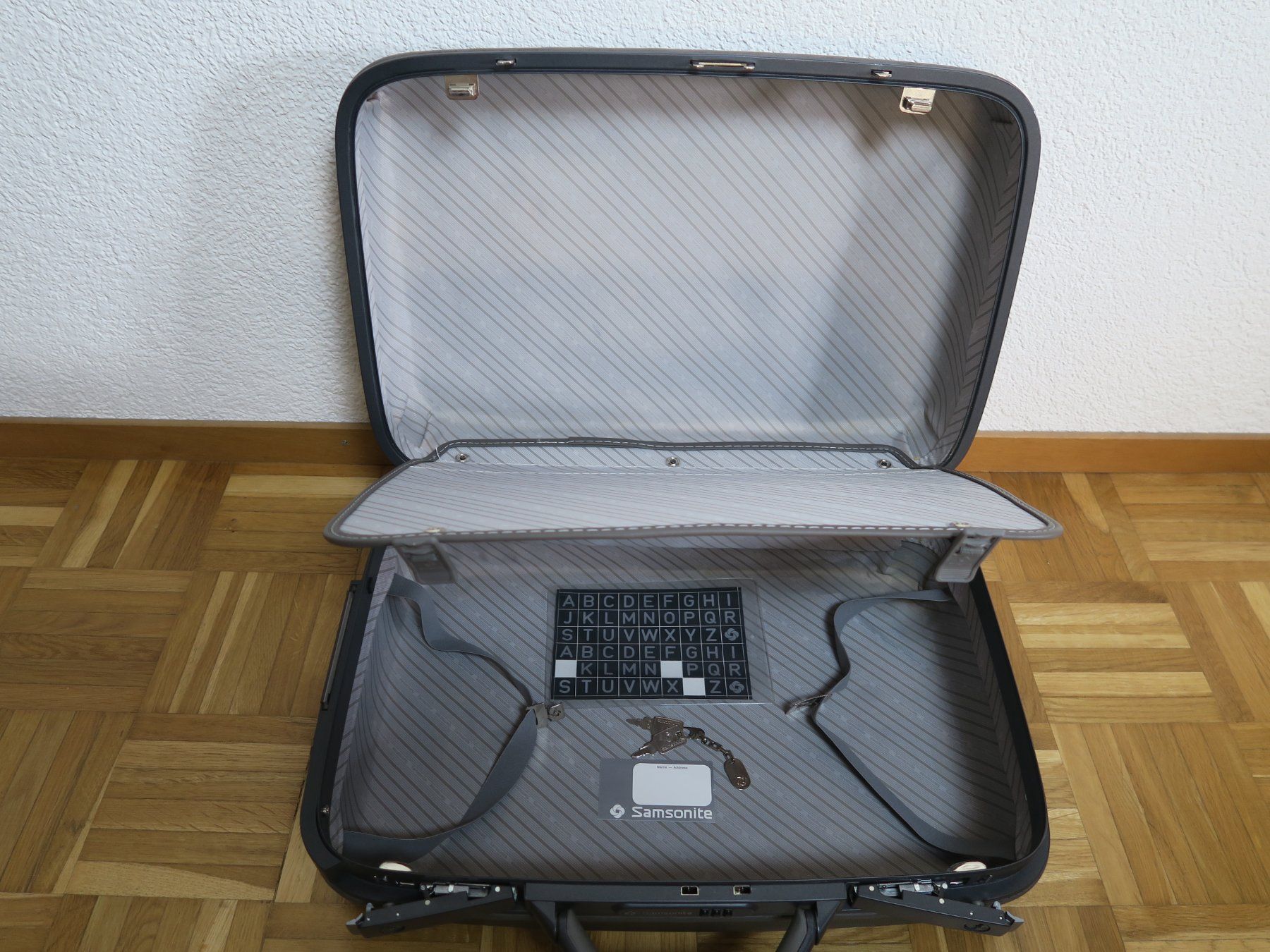 Samsonite Valigie: Samsonite Koffer - Cabin case - top Zustand! – Nuovo (secondo la descrizione) da Siebnen venduto da MarenSchweiz 2