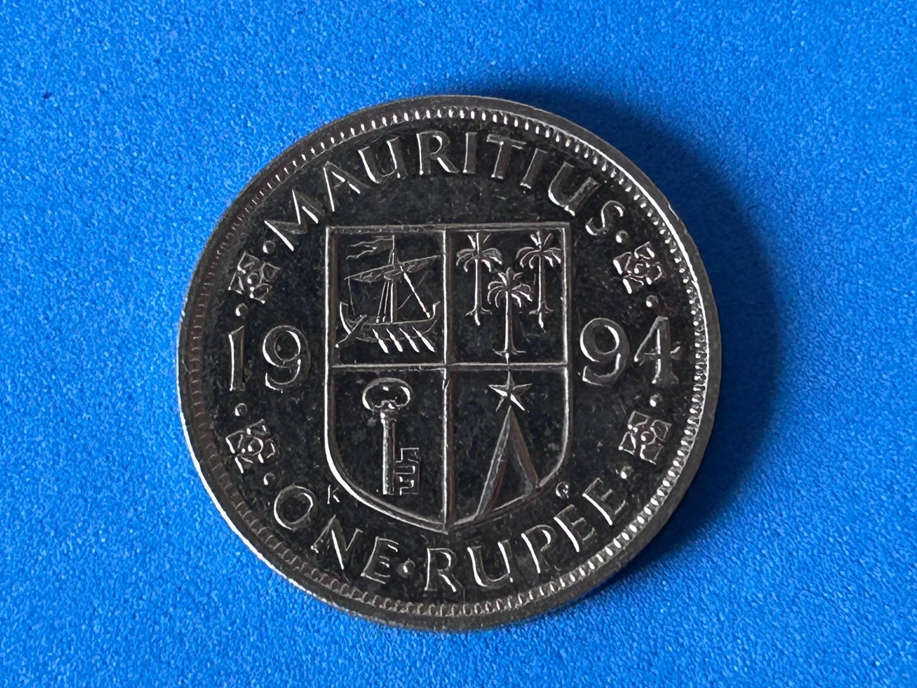Alle Münzen: Mauritius - 1 Rupee 1994 – Gebraucht aus Corcelles NE von AJKader 4