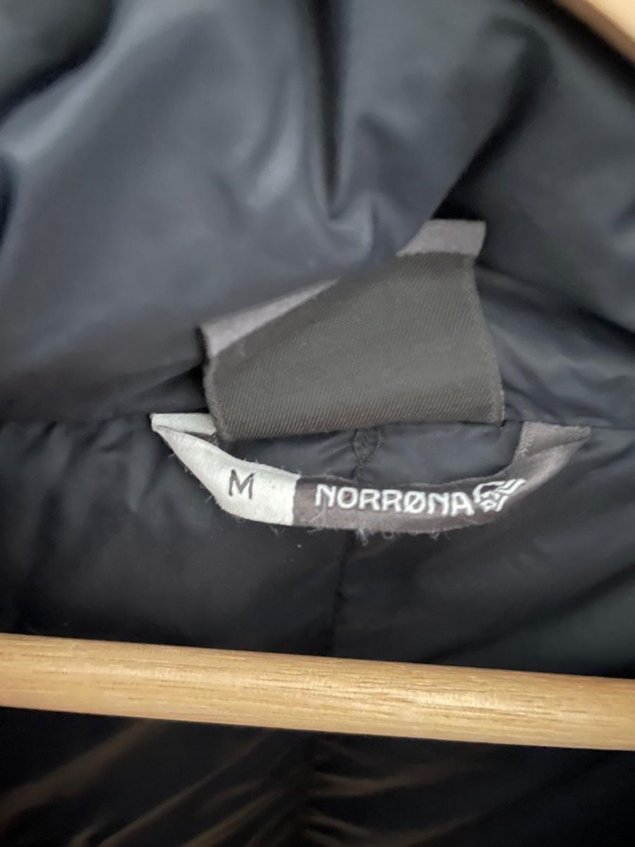 Norrøna Vestes: Norrøna Daunenjacke Grösse M – D'occasion à Basel par Kalleskaviar 3