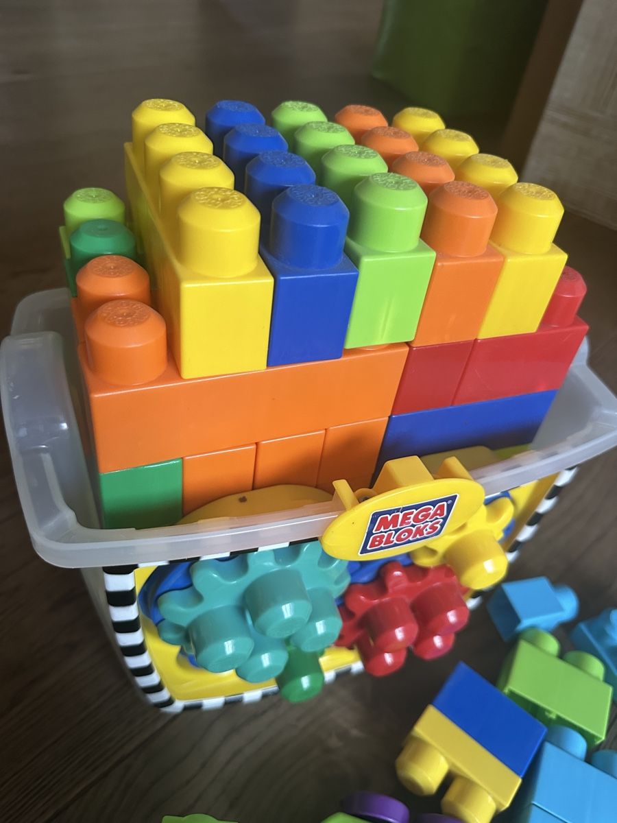Giocattoli: Mega Bloks box – Usato da Wettingen venduto da Violete01 1