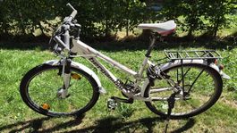 Bergamont Fahrrad Weiss Kinder Rad 26" guter Zustand
