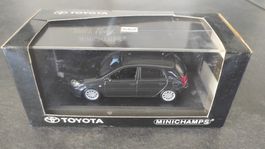Toyota Corolla 2001 Modell 1:43
