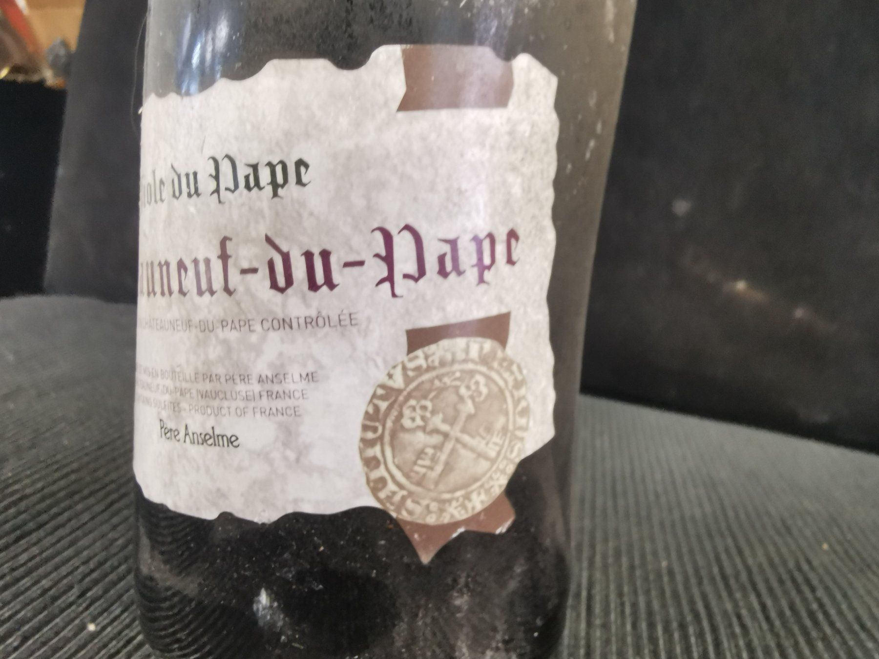 Vino: CHÂTEAUNEUF-DU-PAPE – Nuovo (secondo la descrizione) da Genève venduto da Leboucheoreilles 2