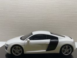 Audi R8 Kyosho 1:18 Modellauto, Sammlerstück!