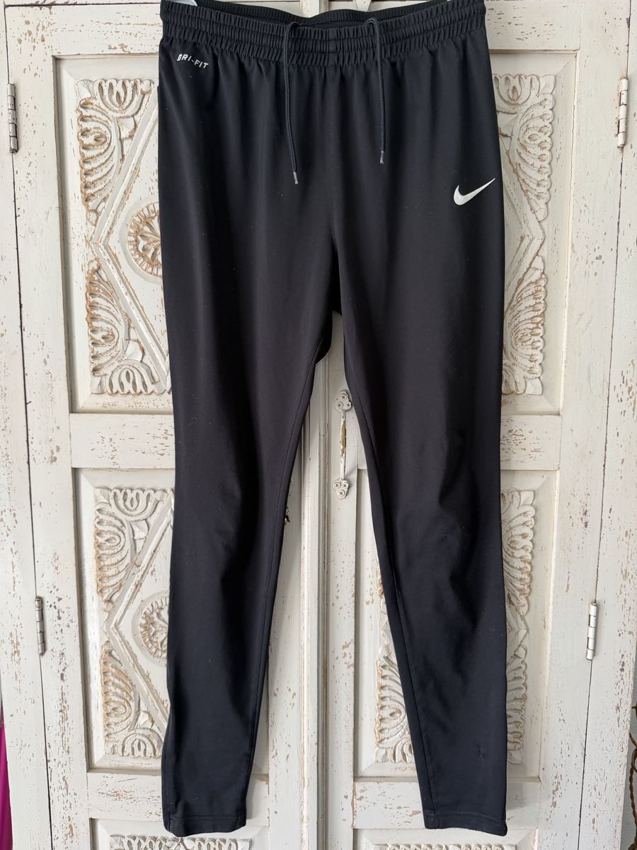 Nike Lotti di vestiti: Fussball Nike 3er Set S – Usato da Tägerwilen venduto da Cessna98 3