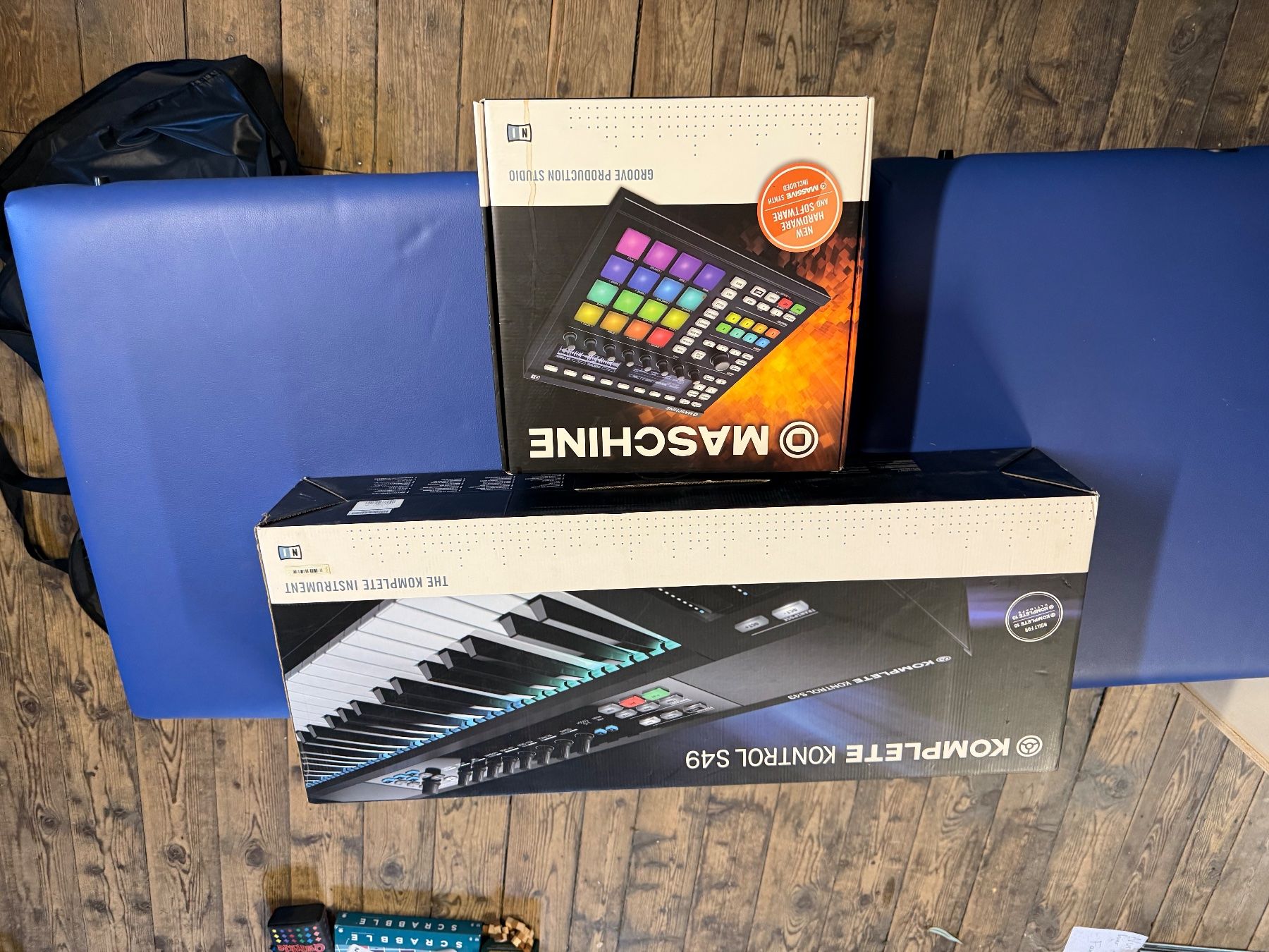 Console di mixaggio: Native Instruments Maschine Kontrol S49 MIDI Keyboard Con... – Nuovo (secondo la descrizione) da Zürich venduto da fawziahmed 9