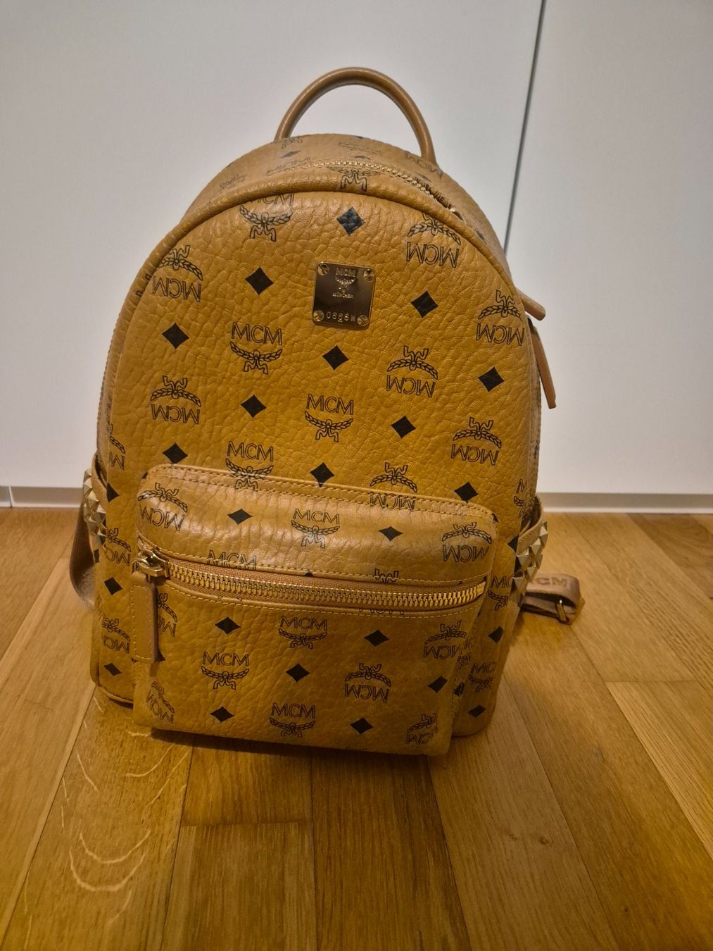 Mcm Zaini: MCM Rucksack – Usato da St. Gallen venduto da suz_l6zz