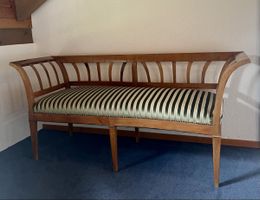 Antikes Sofa / Kanapee im Biedermeier-Stil – Holz 