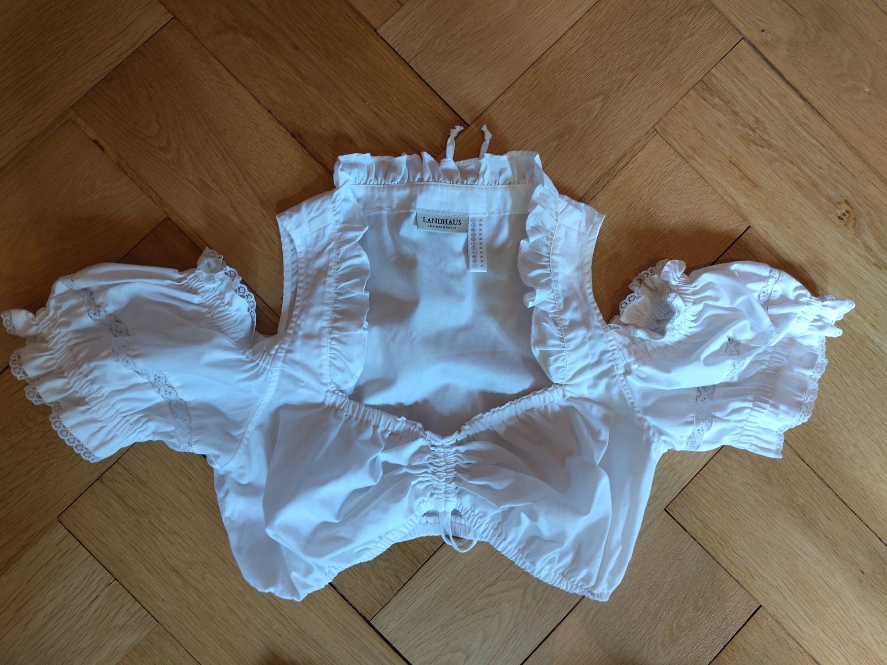 C&A Kleider: Dirndl – Gebraucht aus Bern von Linii 4