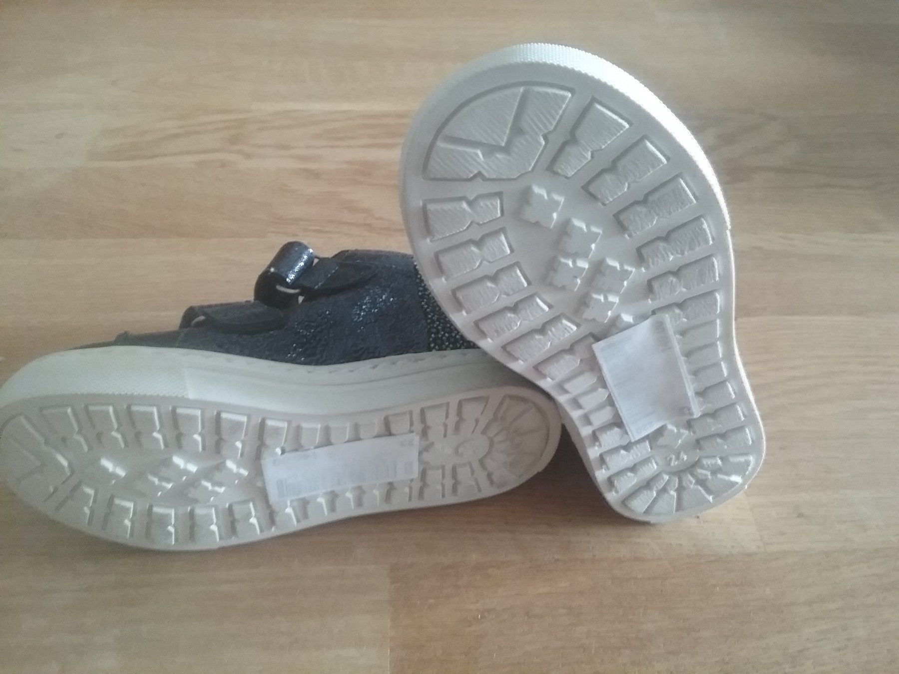 Schuhe für Jungen: ☆Neue, herzige Klettschuhe Gr.24☆ – Neu (gemäss Beschreibung) aus Zürich von lehmi1 3