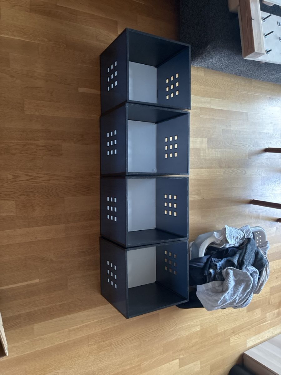 Ikea Regale: Kallax regal – Gebraucht aus uster von gra_mbq7
