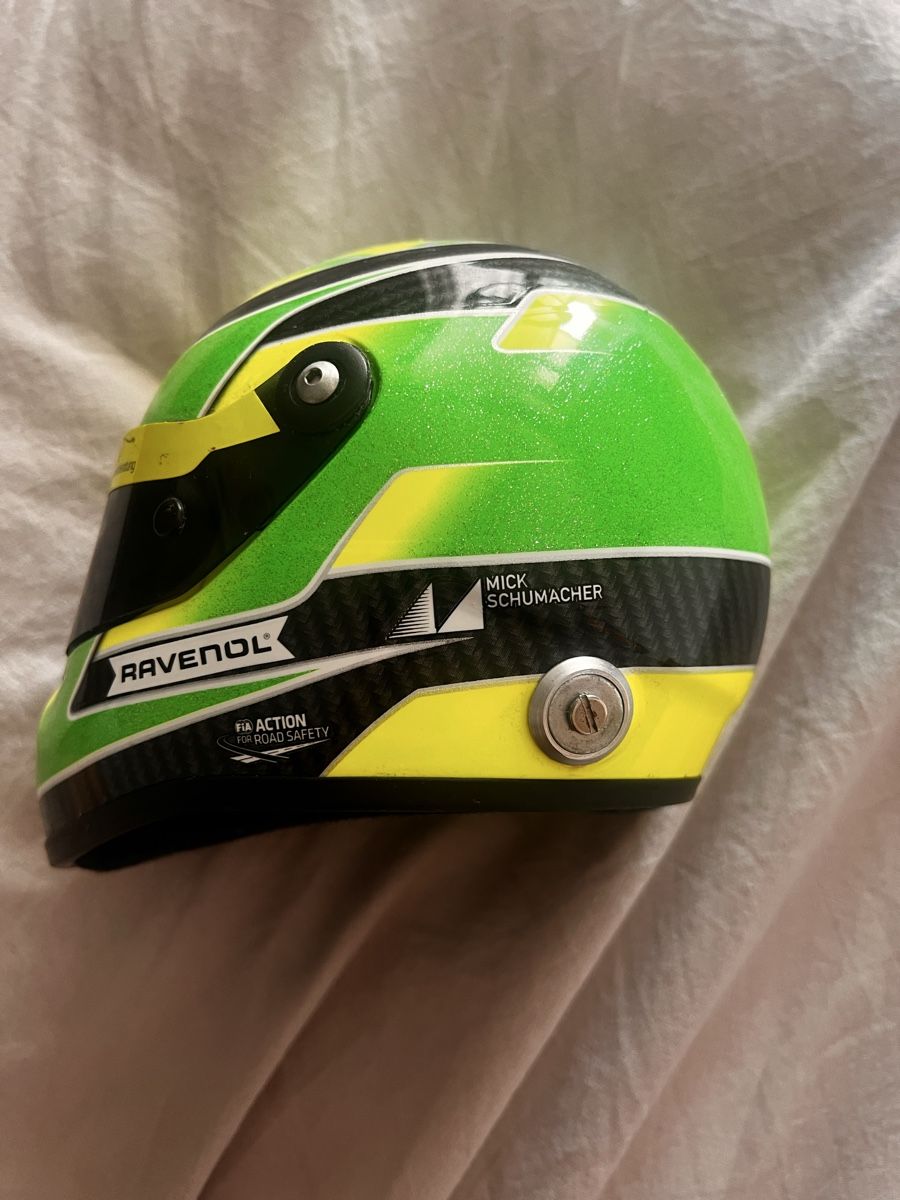 Caschi & visiere: MICK SCHUHMACHER HELM REPLICA KLEIN  – Nuovo (secondo la descrizione) da Küsnacht ZH venduto da lau_8qc2 3