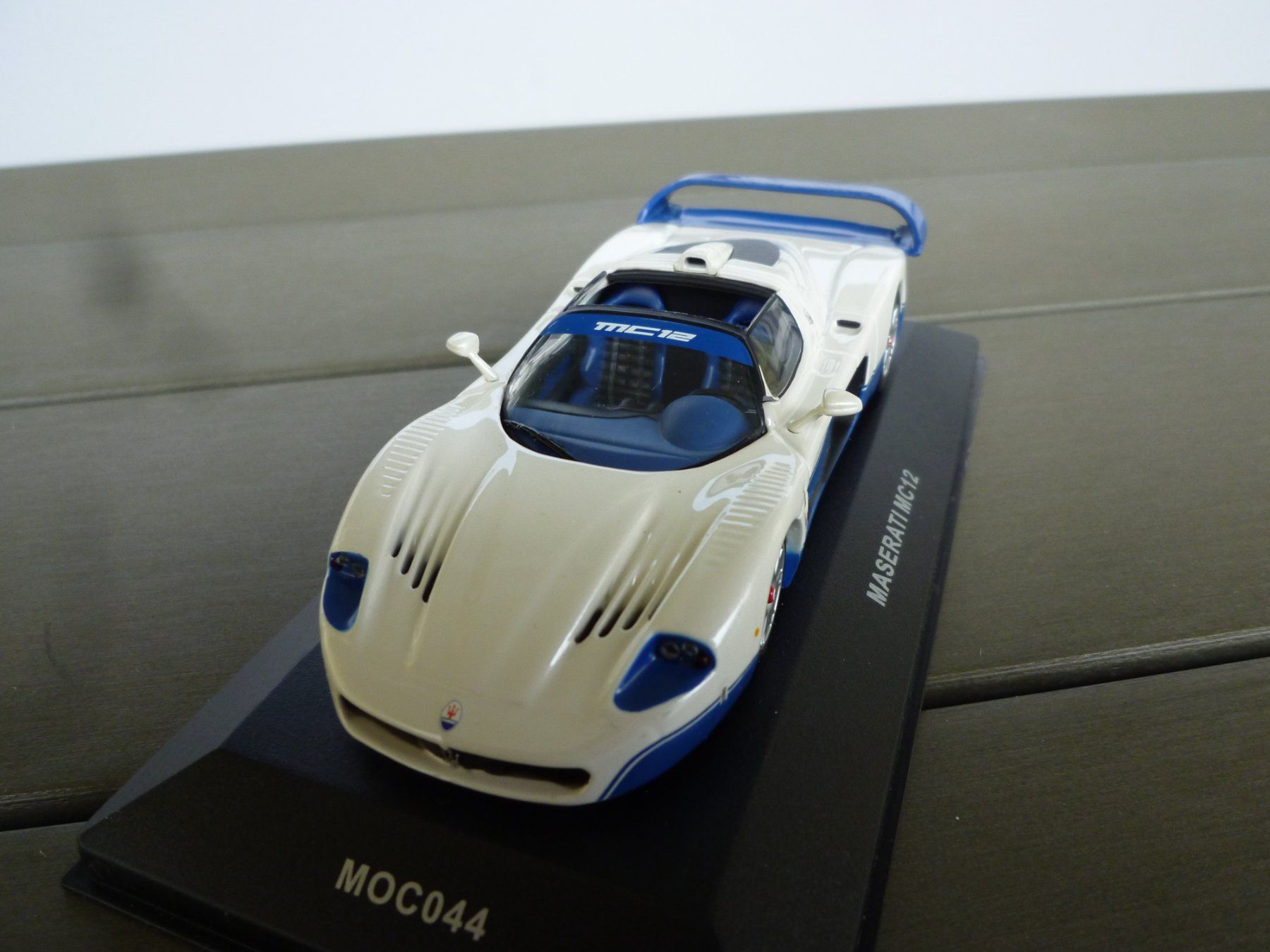 Maserati Modellini d'auto: Maserati MC 12 – Nuovo (secondo la descrizione) da Flawil venduto da Imperiosud 1