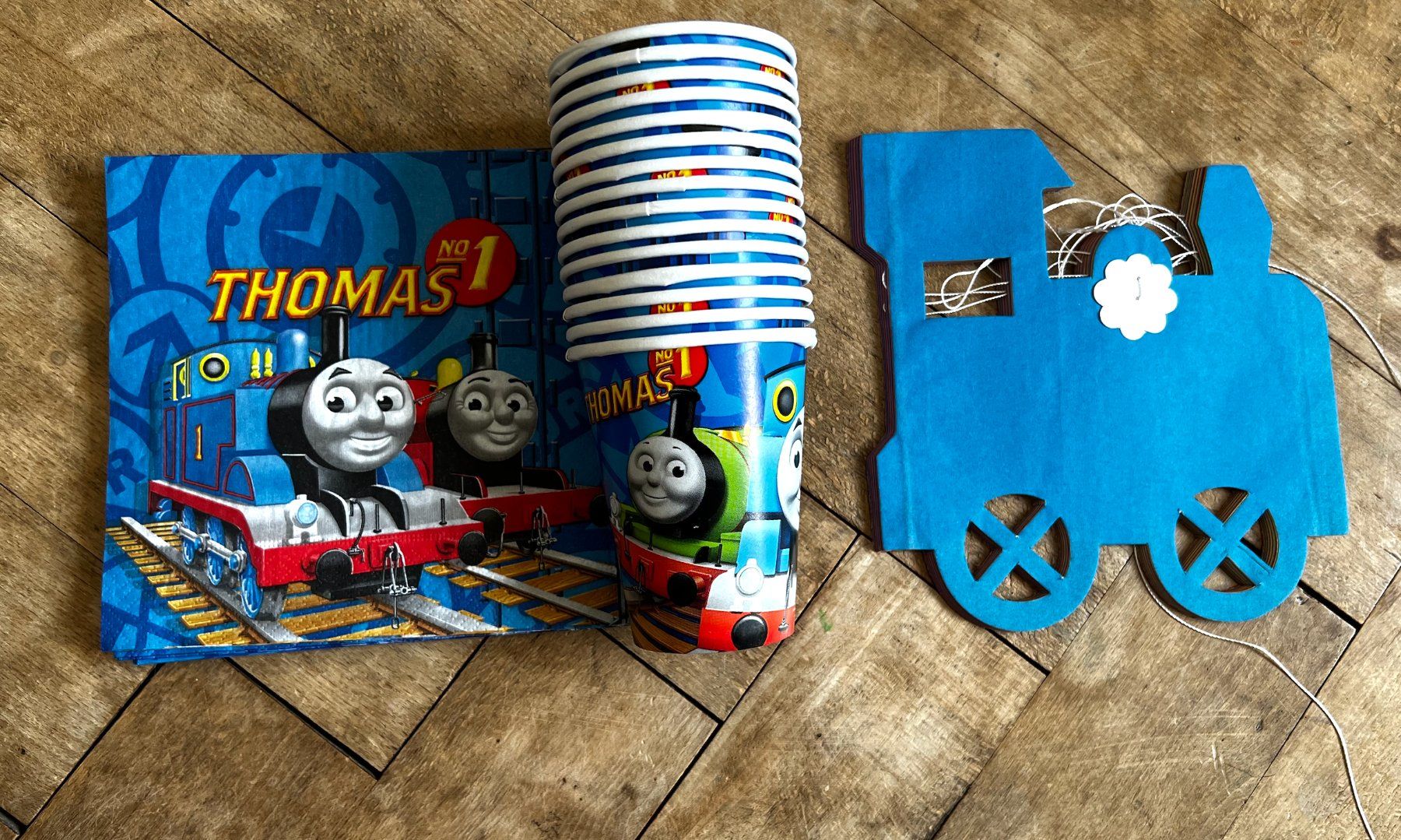 Tutte le decorazioni: Geburtstag Deko Set Kinder - Thomas – Usato da Zürich venduto da meggimay