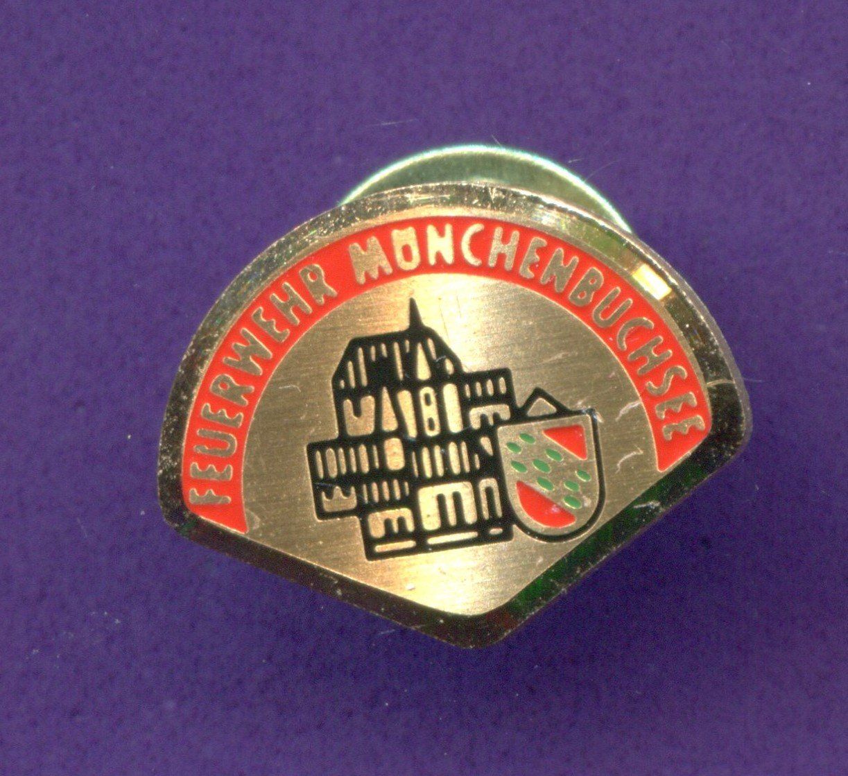 Placchette & Badge: Feuerwehr  MÜNCHENBUCHSEE – Usato da Winterthur venduto da Sammleroase