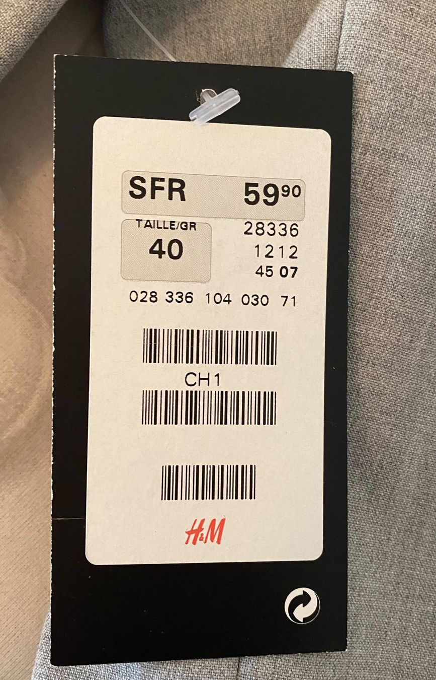H&M Giacche: Blazer von H&M, hellgrau, Gr. 40, Neu mit Etikett – Nuovo (secondo la descrizione) da Zürich venduto da Maria2021 3