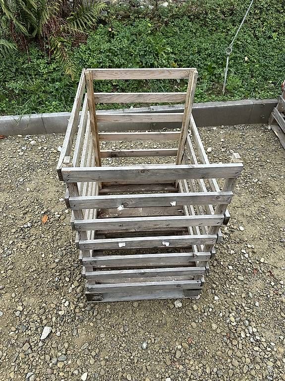 Gitter & Roste: 5 Holzgitterboxen – Gebraucht aus Sirnach von mnepower 1