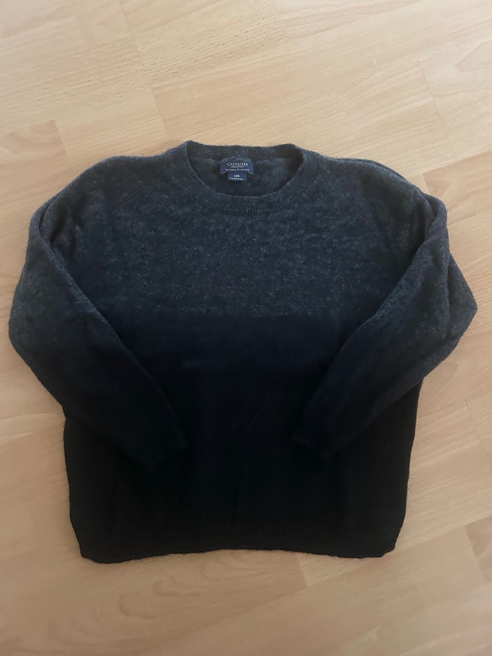 Kleiderpakete: 4 x Cashmere Collection Pullover - Gr. 128 – Gebraucht aus Illnau von Monkky 4