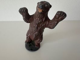 Uralter Grizzli, Guss/Metall, Höhe 5.5 cm (Britains)