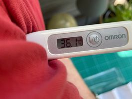 Omron Fieberthermometer Premium Flex Temp Smart