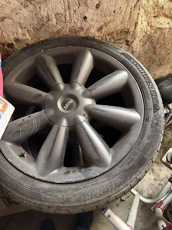 Pneumatici & Ruote complete: Roue mini countryman 225 / 45 R18 – Usato da Le Locle venduto da unread 1