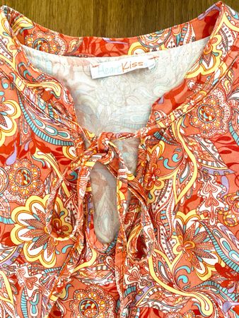 Neu! Buntes Kleid von Heart Kiss 100% Viscose Gr. XS