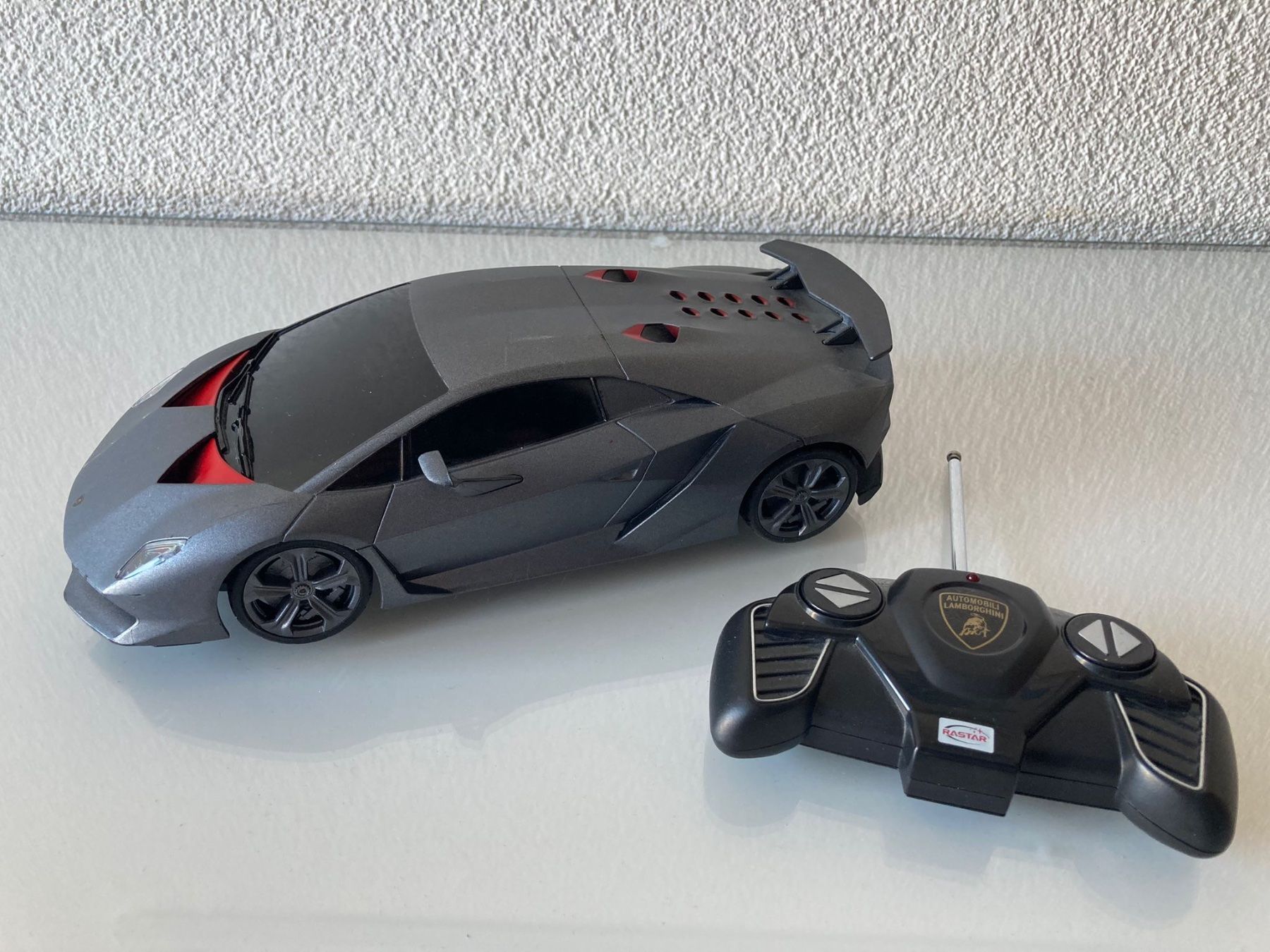 Giocattoli: Lamborghin Sesto Elemento, ferngesteuertes Auto, Rastar – Nuovo (secondo la descrizione) da Rotkreuz venduto da RoseAss