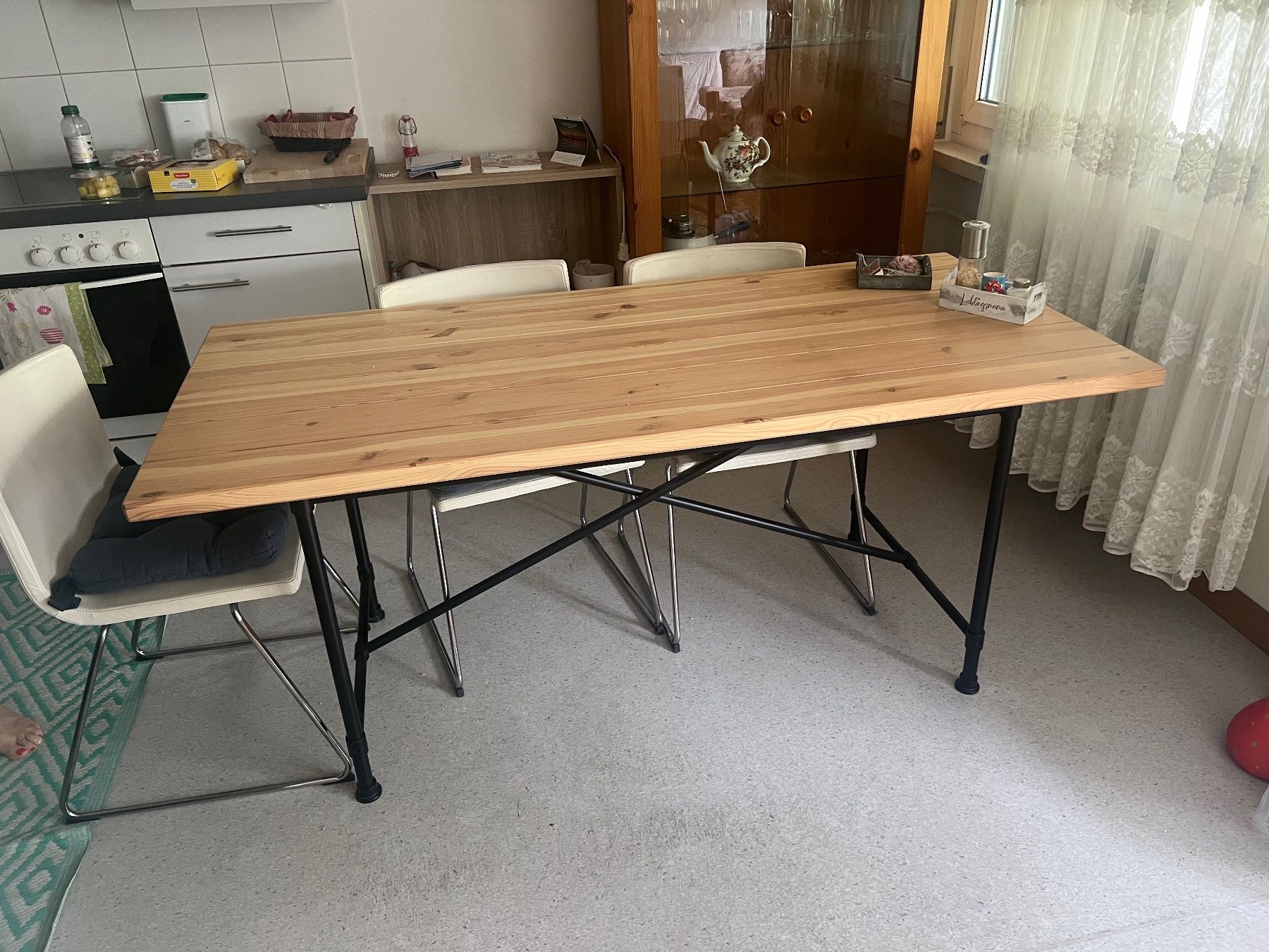 Ikea Tische: Esstisch – Gebraucht aus Kirchenthurnen von Meatpie