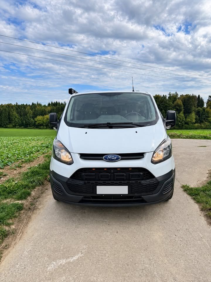 Ford Véhicules utilitaires: 2016 Ford Transit Custom – D'occasion à Rueyres-les-Prés par Pantanooo 2