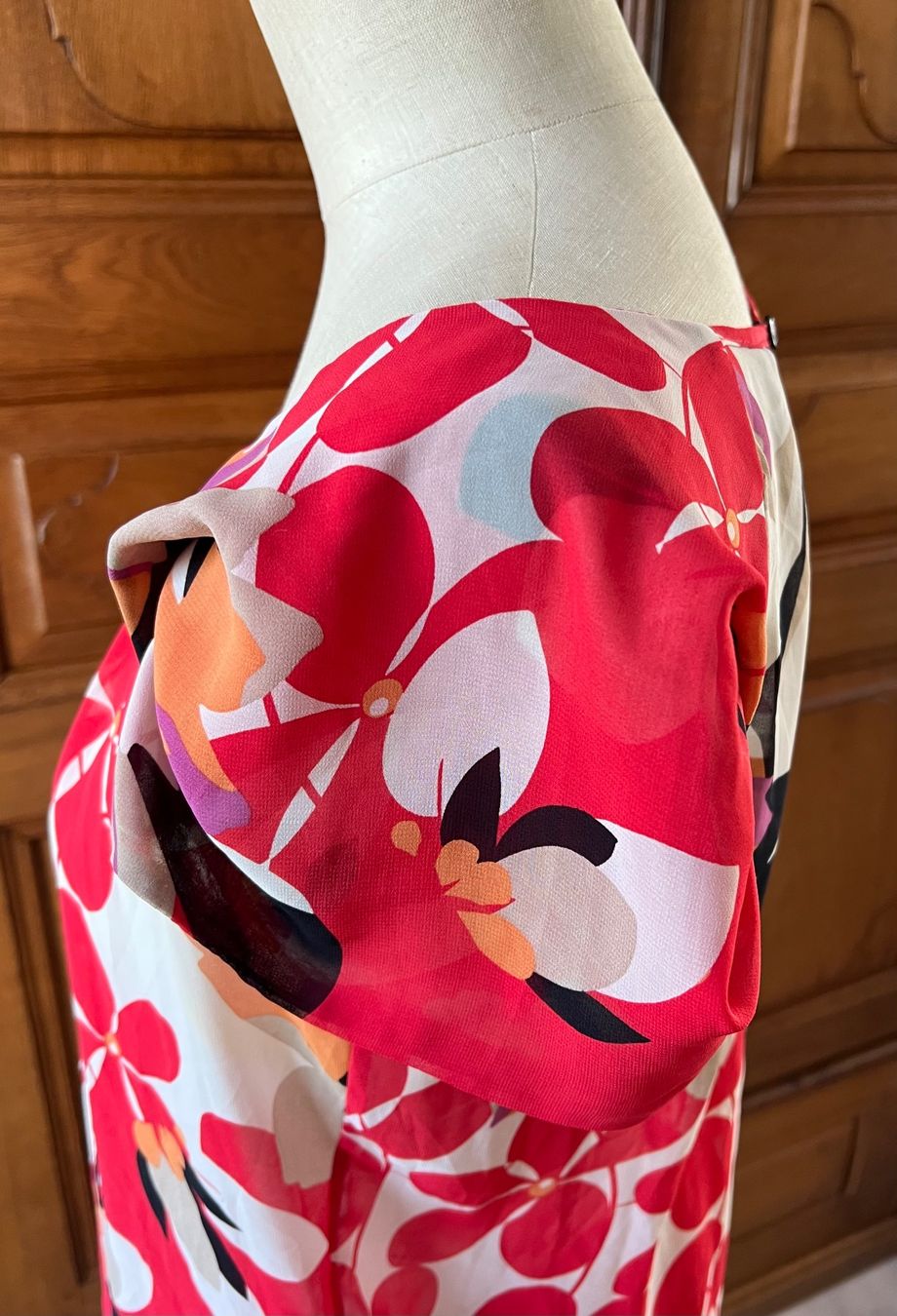 Blusen: Sommer- Bluse aus Viskose-Gemisch – Gebraucht aus Aesch BL von Sam-3