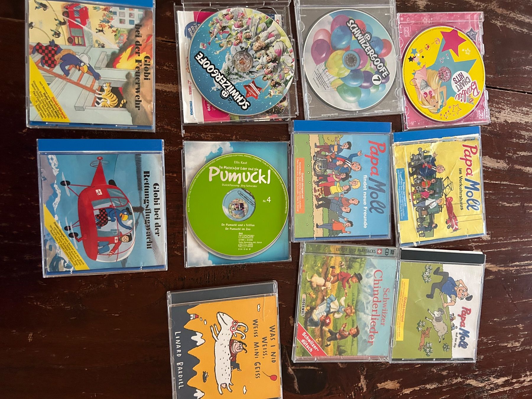 CDs: Diverse Kinder CD Hörspiele und Lieder – D'occasion à Uetikon am See par kat_866g 1