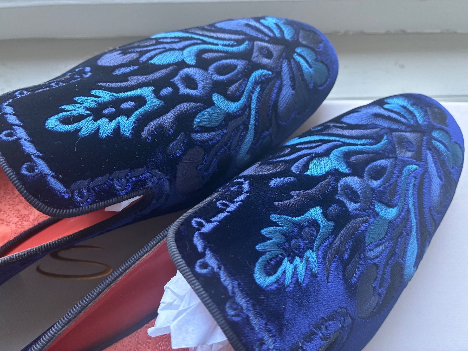 Santoni Scarpe da donna: Santoni Samtslipper mit Stickerei – Nuovo e nell'imballaggio originale da Zürich venduto da DrODrMo 1