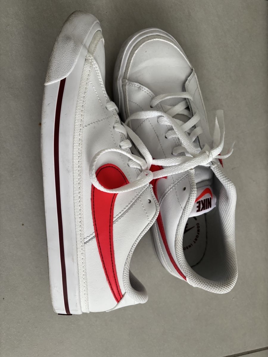 Nike Scarpe per ragazzi: Nike Sneaker Gr. 38.5, White/Red, – Usato da Winterthur venduto da NatMet11 6