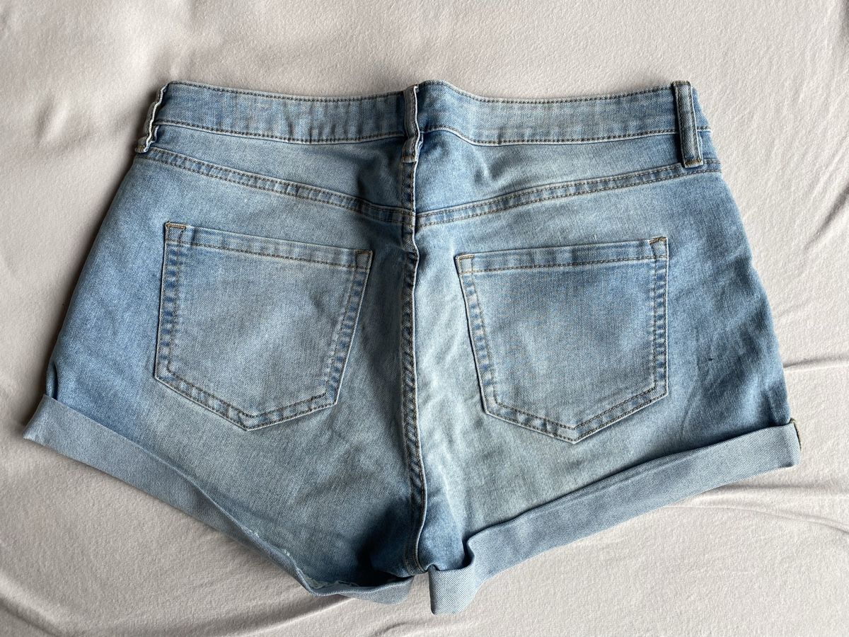 H&M Pantaloni: H&M Shorts / 40 – Usato da Kleinandelfingen venduto da lau_10 1