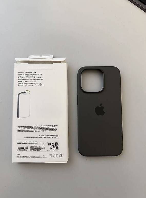 Cover & Protezioni schermo: iPhone 15 Pro Apple Silikon Case Clay – Nuovo e nell'imballaggio originale da Niederhasli venduto da rx_abc 1