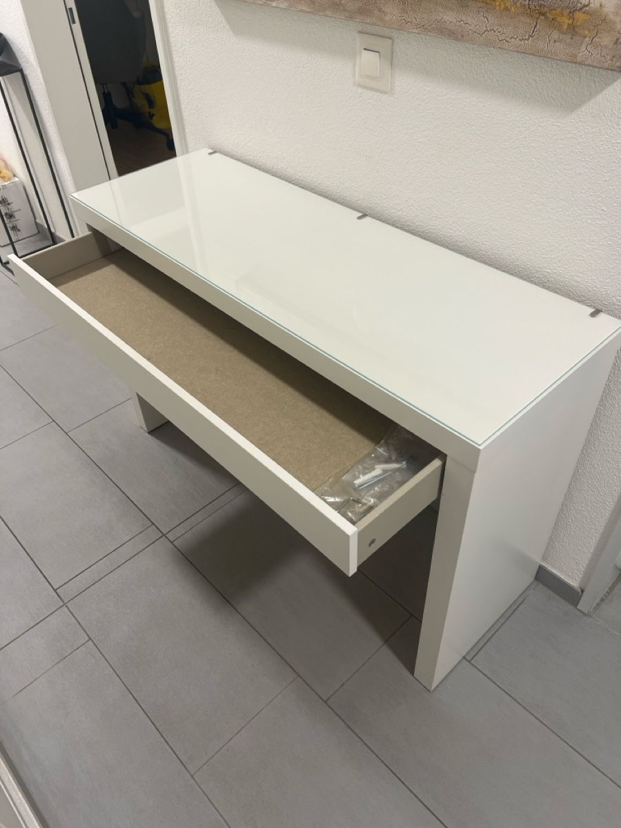 Ikea Tavoli da trucco: Schminktisch – Usato da Spreitenbach venduto da jml57 1