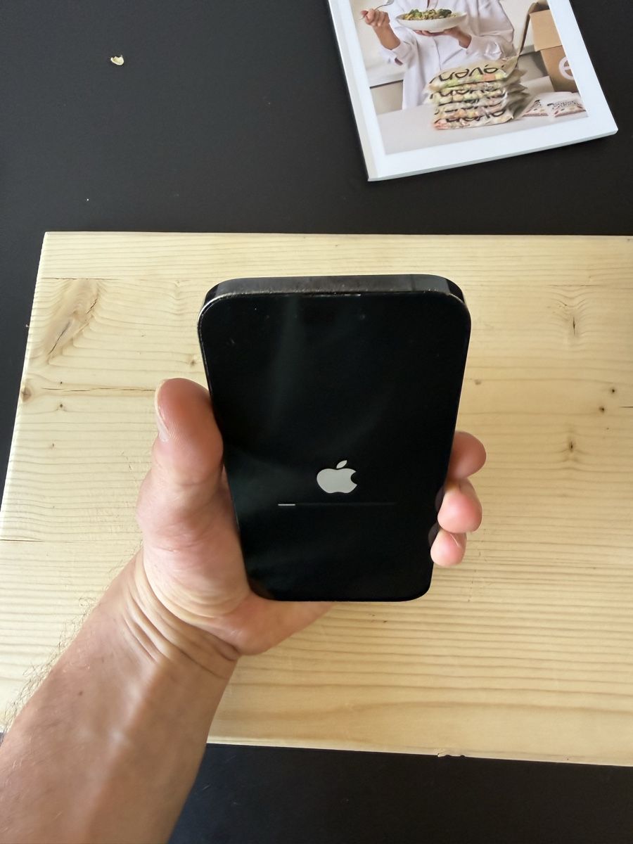 Apple Portables: iPhone 14 Pro Space Black – D'occasion à Winterthur par Redbasecap 6