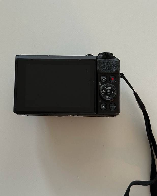 Canon Fotocamera: Canon PowerShot G7 X Mark II – Usato da Niederweningen venduto da Anemati 1