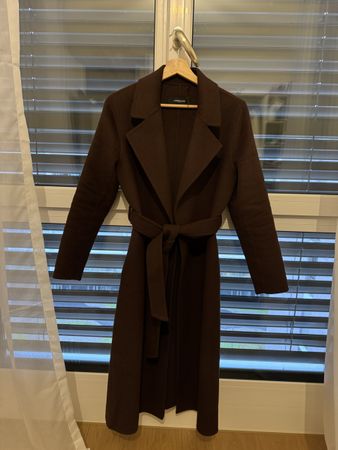 Brown coat
