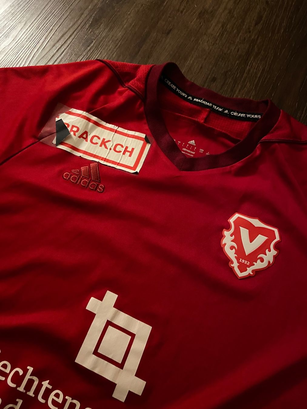 Adidas Canottiere & Pantaloni: FC Vaduz Trikot Gr. L / Drazan – Usato da Muttenz venduto da bargain_hunter 1
