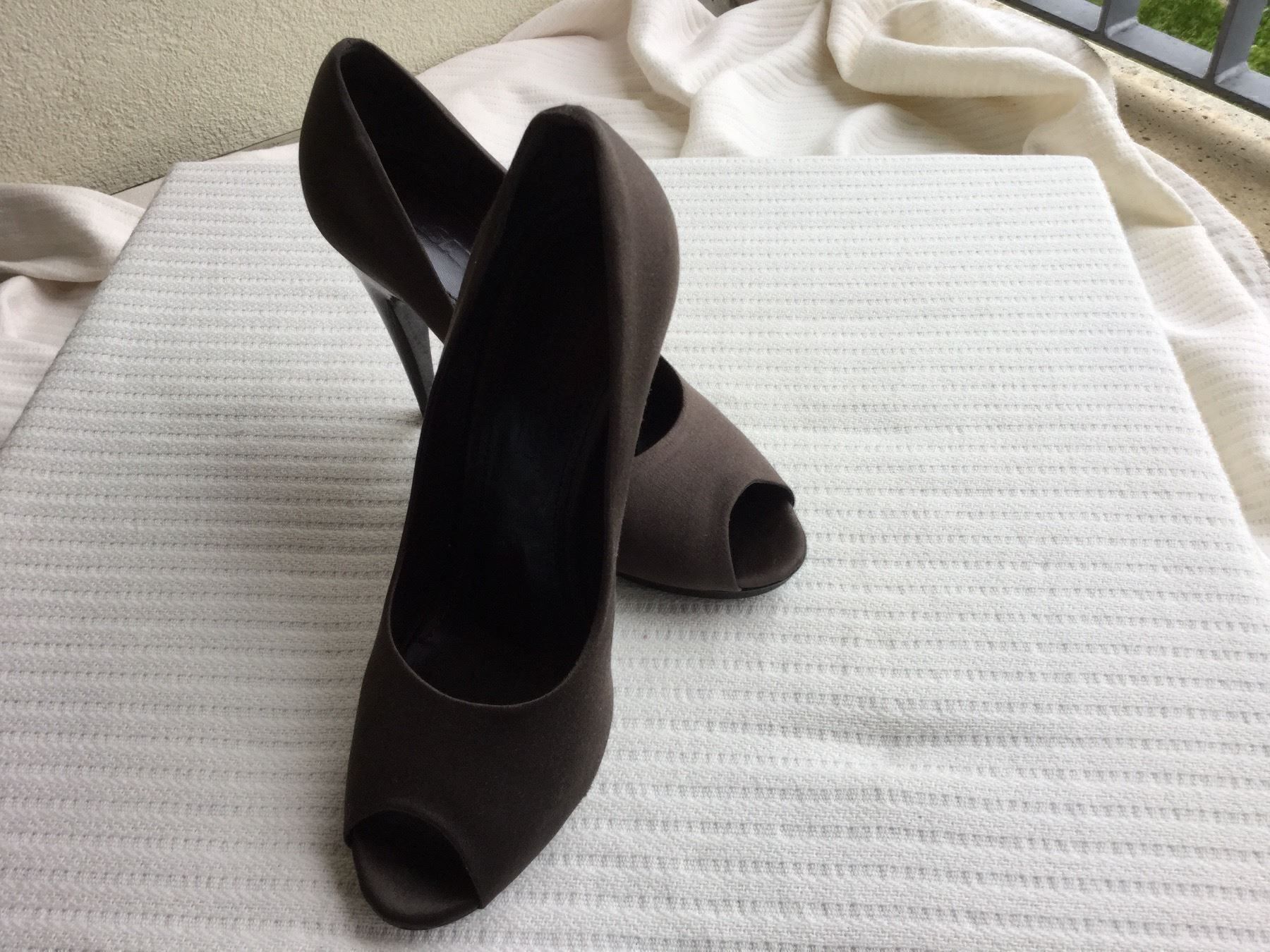 Jil Sander Scarpe da donna: Jil Sander Satin Pumps, Gr. 37,5 – Usato da Zürich venduto da VorlonShadow 1