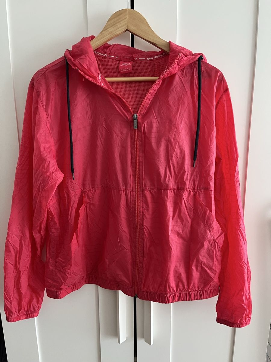 Tchibo Jacken: dünne Sportjacke - Gr. 40 – Gebraucht aus Escholzmatt von Sarah_