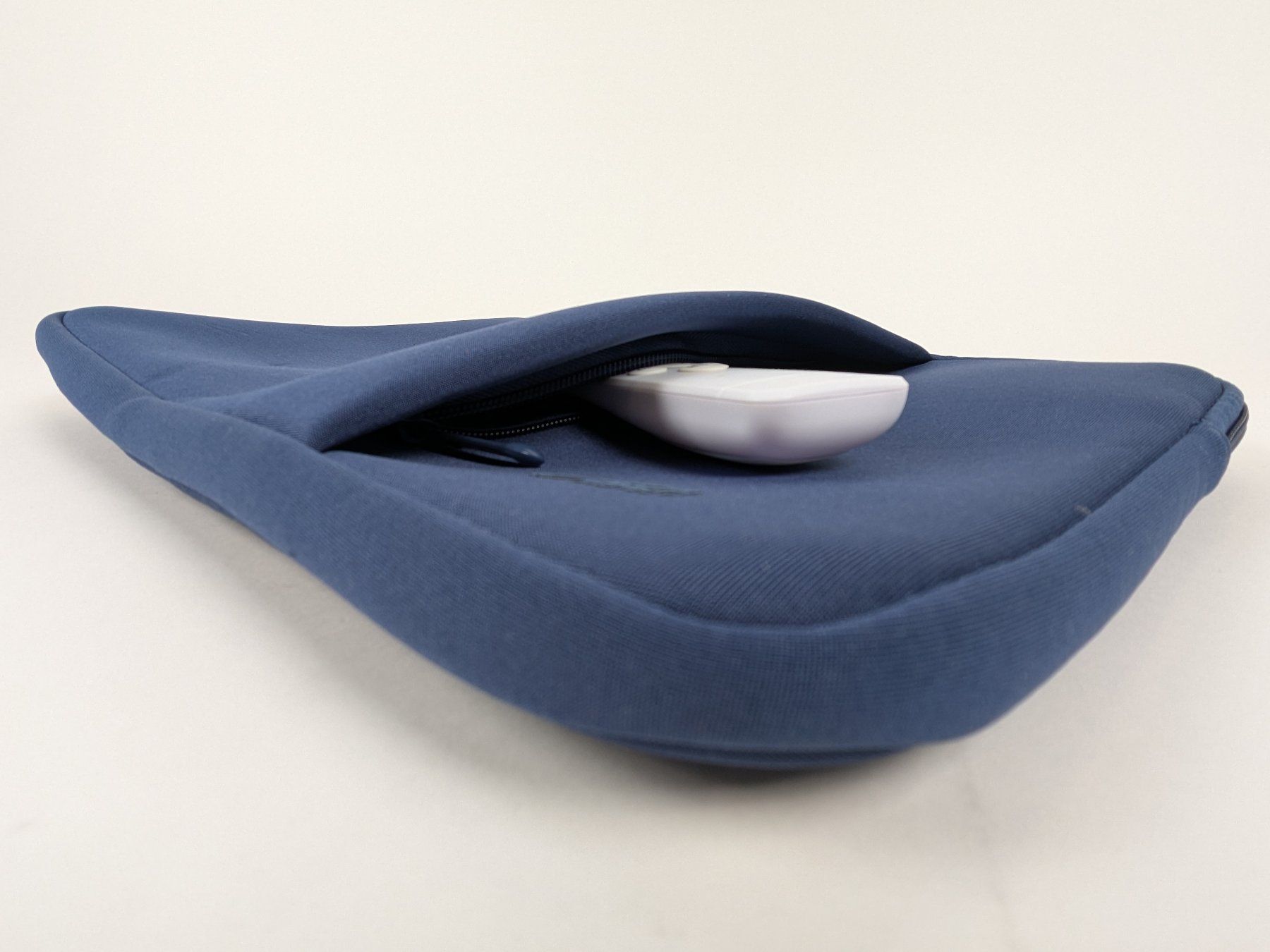 Covers & Borse: TECHPROTECT Neopren Schutzhülle 13" Blau – Nuovo (secondo la descrizione) da Dintikon venduto da Restwert_Dintikon 1